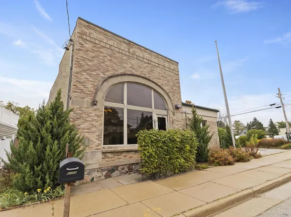 W3308 Highway 18, Helenville, WI 53137