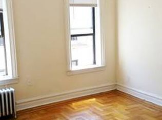 2809 Astoria Blvd APT 2A, Astoria, NY 11102