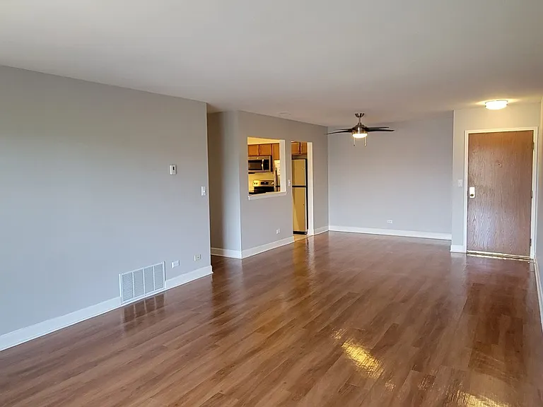 Farmingdale Apartments — Photo 61