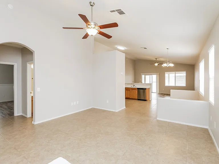2586 W Jasper Ave — Photo 8