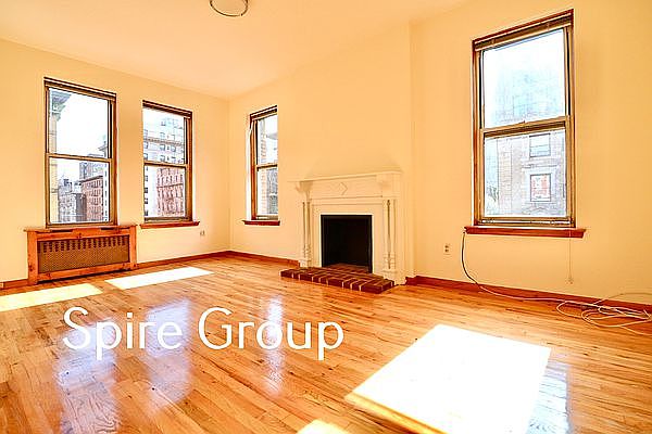 1st image of 100 W 74th St APT 3N