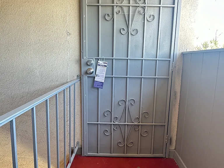 5908 Estrella Ave #3 — Photo 5