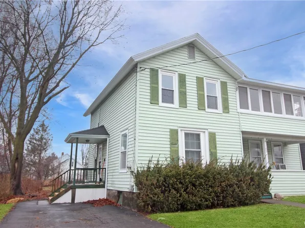 99 Cottage St, Auburn, NY 13021