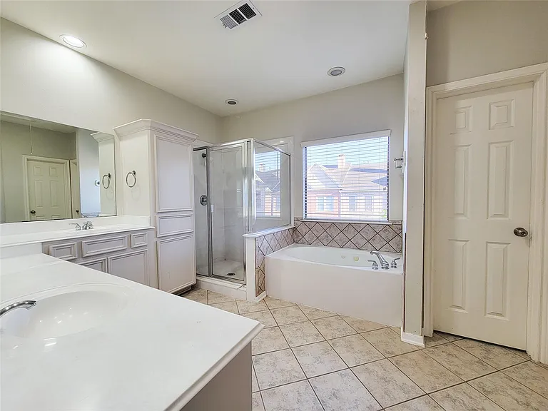 2717 La Branch St — Photo 19