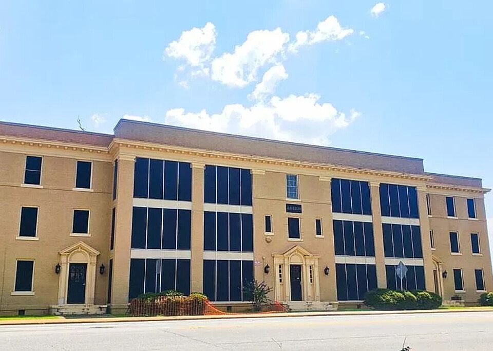 1st image of 100 S Jefferson St #11