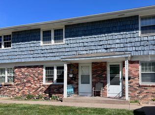 2613 Hawthorne Dr, Bettendorf, IA 52722