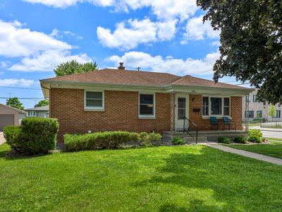 1002 Grove St, Oshkosh, WI, 54901