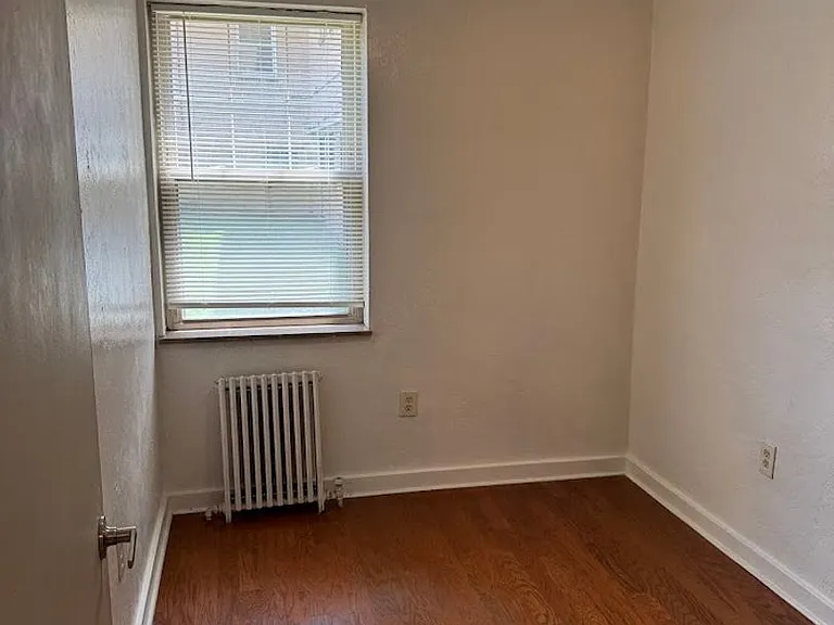 5506 Fifth Avenue — Photo 88