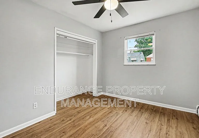 1932 Truitt Ave #1 — Photo 13