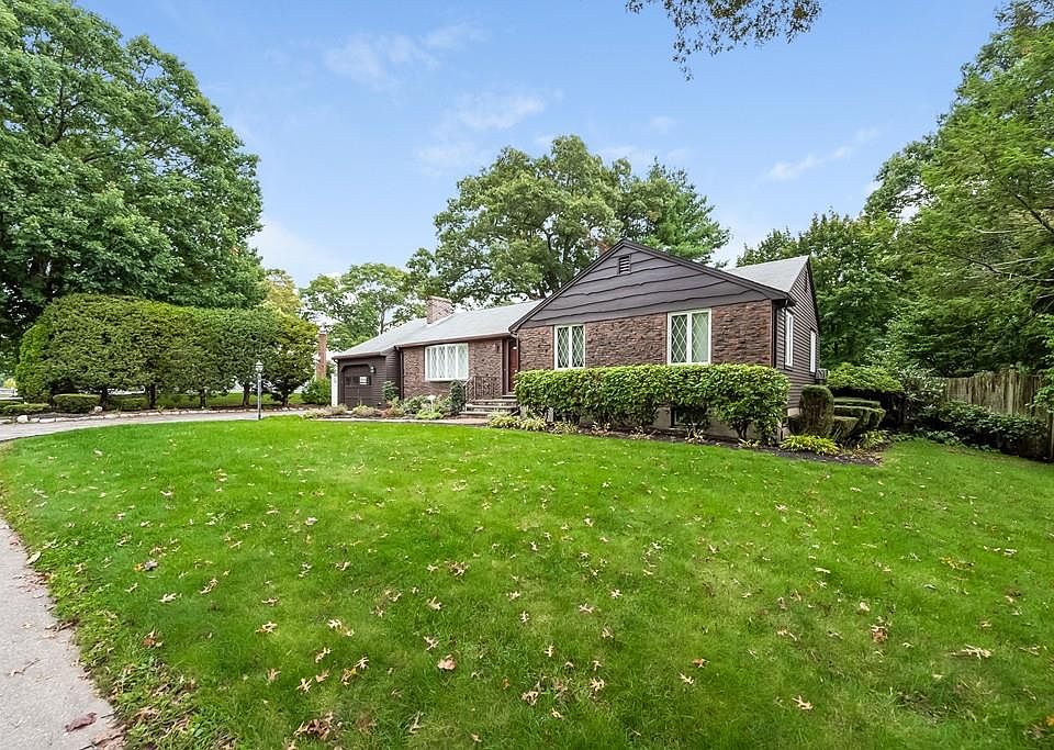 292 Nichols St, Norwood, MA 02062 | Zillow