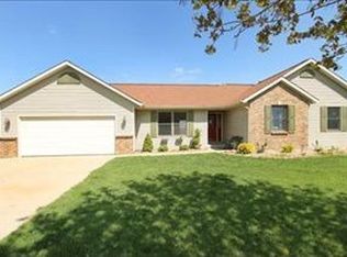 8073 Tillicum Grv NE, Rockford, MI 49341