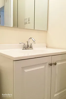 Rented by Sotheby's International Realty | media 33