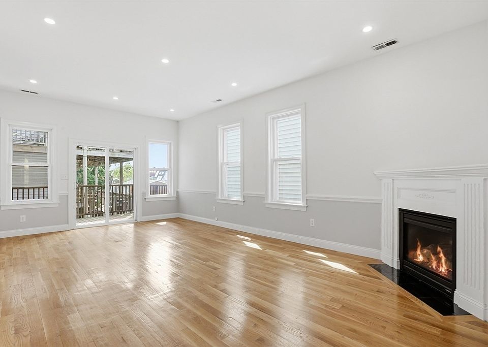 1st image of 357 W 4th St #2