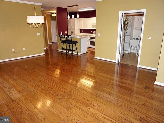 2nd image of 305 Willrich Cir Unit 305B