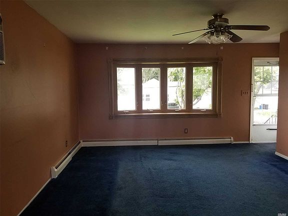 3rd image of 230 Farmers Ave