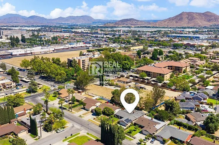 16653 Mallory Dr — Photo 6