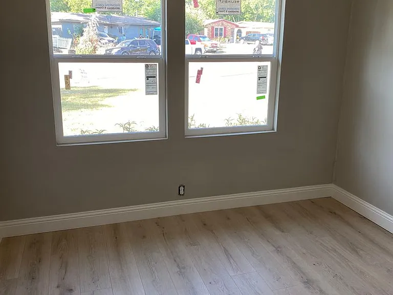807 Raleigh Cir — Photo 6