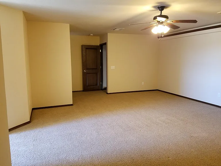 5800 Shiloh Blvd — Photo 45