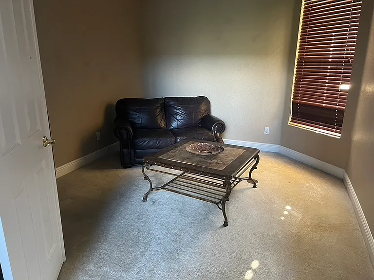 8407 Sedonia Cir — Photo 17
