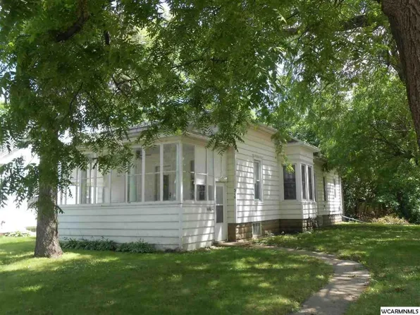 316 E 2nd St, Fairmont, MN 56031