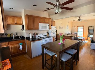 254 E St #3, South Boston, MA 02127