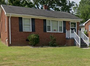 1217 Shaw St, Burlington, NC 27217