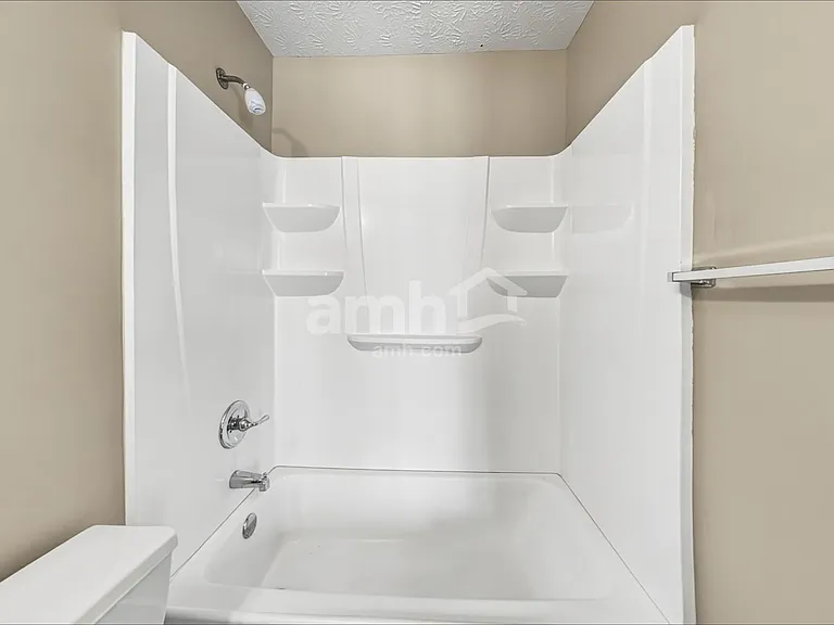 695 Mountain Pine Dr — Photo 11
