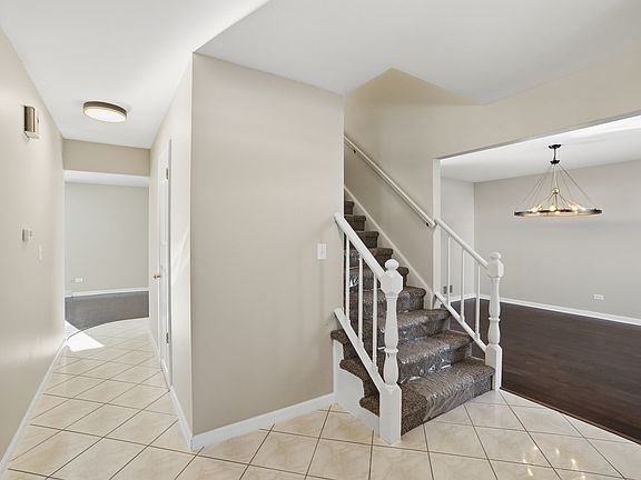 3rd image of 503 Roosevelt Dr