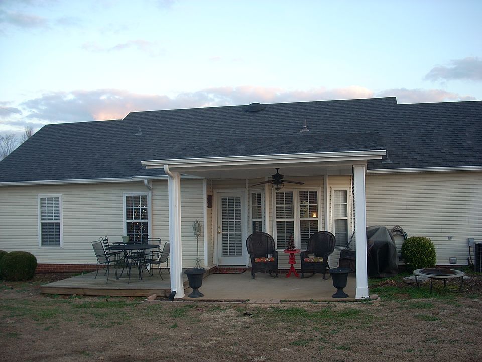 2nd image of 101 Red Hawk Cir