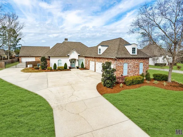 13127 Magnolia Cir, Geismar, LA 70734