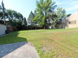 1019 11th Ave S, Moorhead, MN 56560