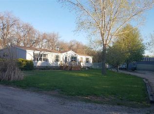 101 W Long View Rd, Hutchinson, KS 67501