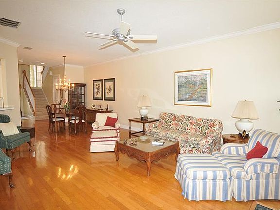 5th image of 1219 Arlington Pl