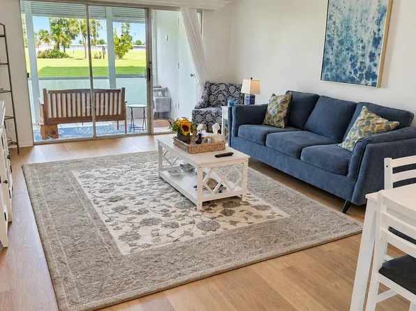 3661 Via Poinciana, Lake Worth, FL