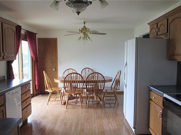 3rd image of 1471 Newbold Dr