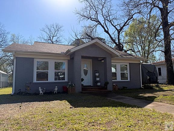 3rd image of 417 S Runnels St