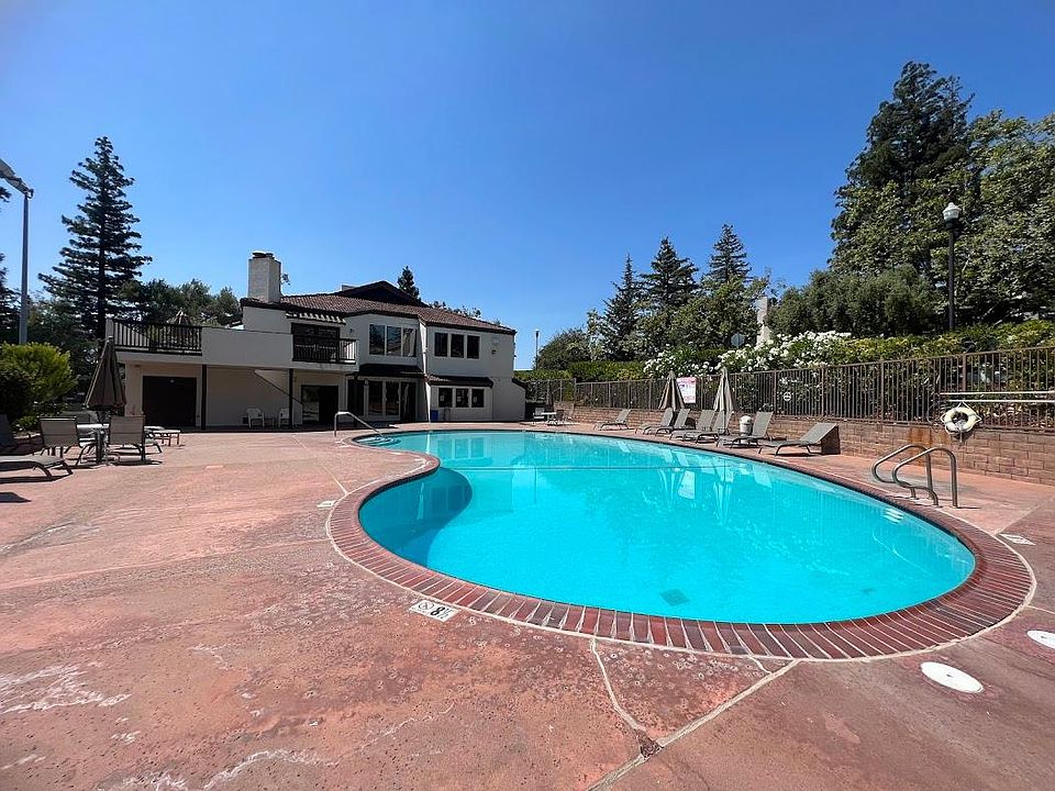 Clubhouse and swimming pool