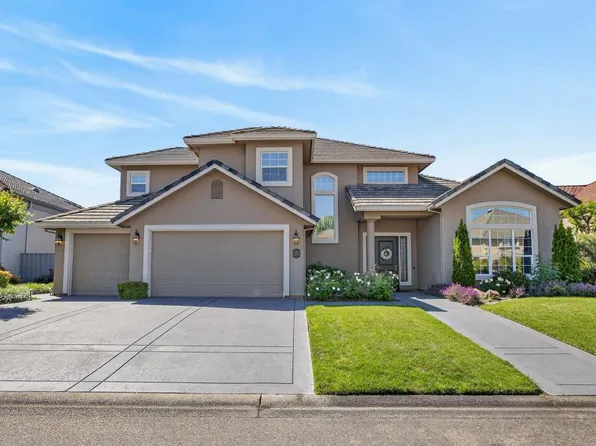 7672 Marina Cove Dr, Sacramento, CA 95831