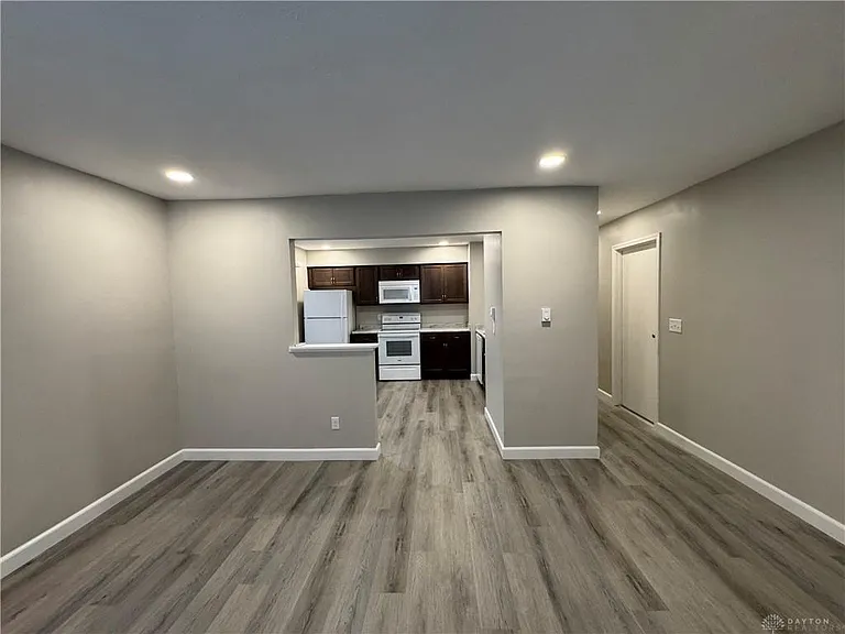 241 Orth Dr — Photo 3