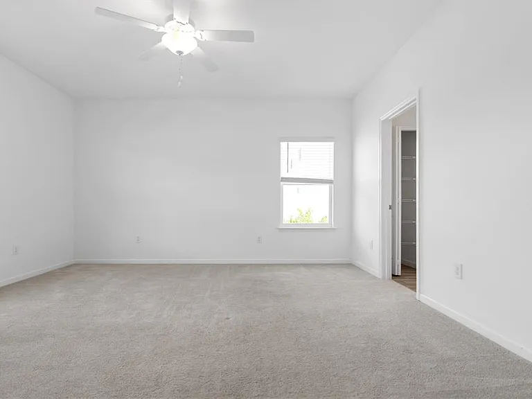 5637 SW 93rd St — Photo 32