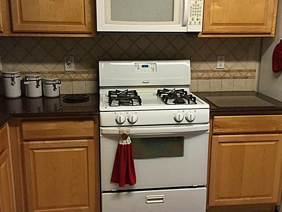 4th image of 18726 Westgate Park Dr