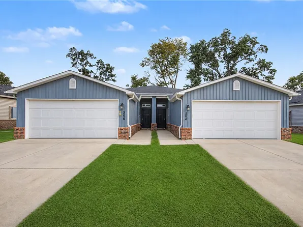 204 & 206 NW 67th Ave, Maumelle, AR 72113