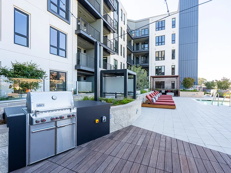 Nine88 Apartments — Photo 38