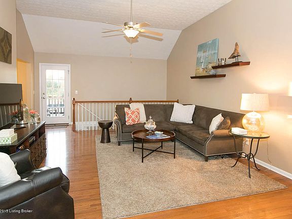 5th image of 395 Crimson Creek Dr