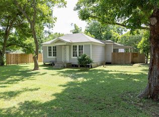 1314 Rampart St, Columbus, TX 78934