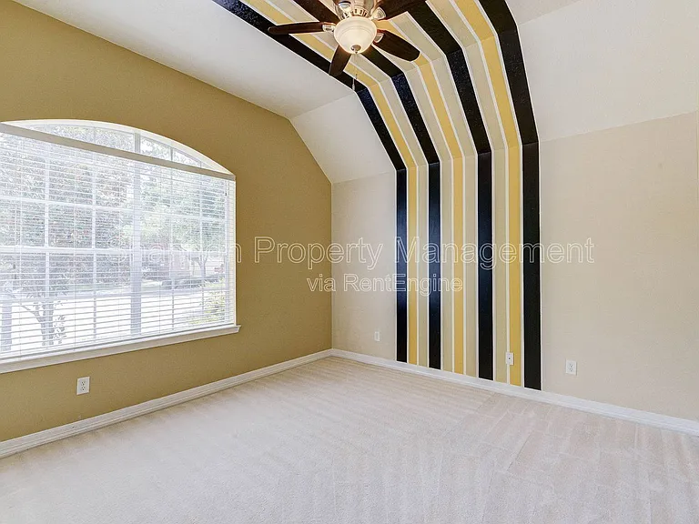 14407 Jessica Falls Cir — Photo 16
