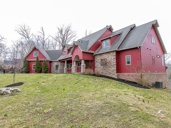 2nd image of 360 Avawam Dr