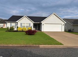 412 Fairbanks Ct, Lyman, SC 29365