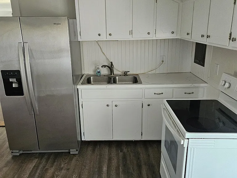 827 Bristol Dr #827 — Photo 10