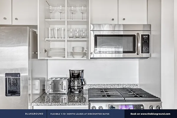 Rented by The Blueground | media 47